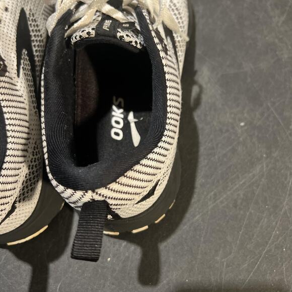 Brooks Revel 5 Shoes Womens Size 8.5 Knit Running 1203611B121 Sneakers - Picture 9 of 10